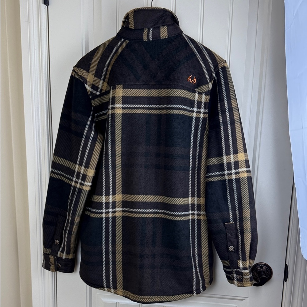 Realtree Men’s Sherpa Lined Flannel Shacket Jacket Brown Beige Plaid NWT M - Picture 2 of 15